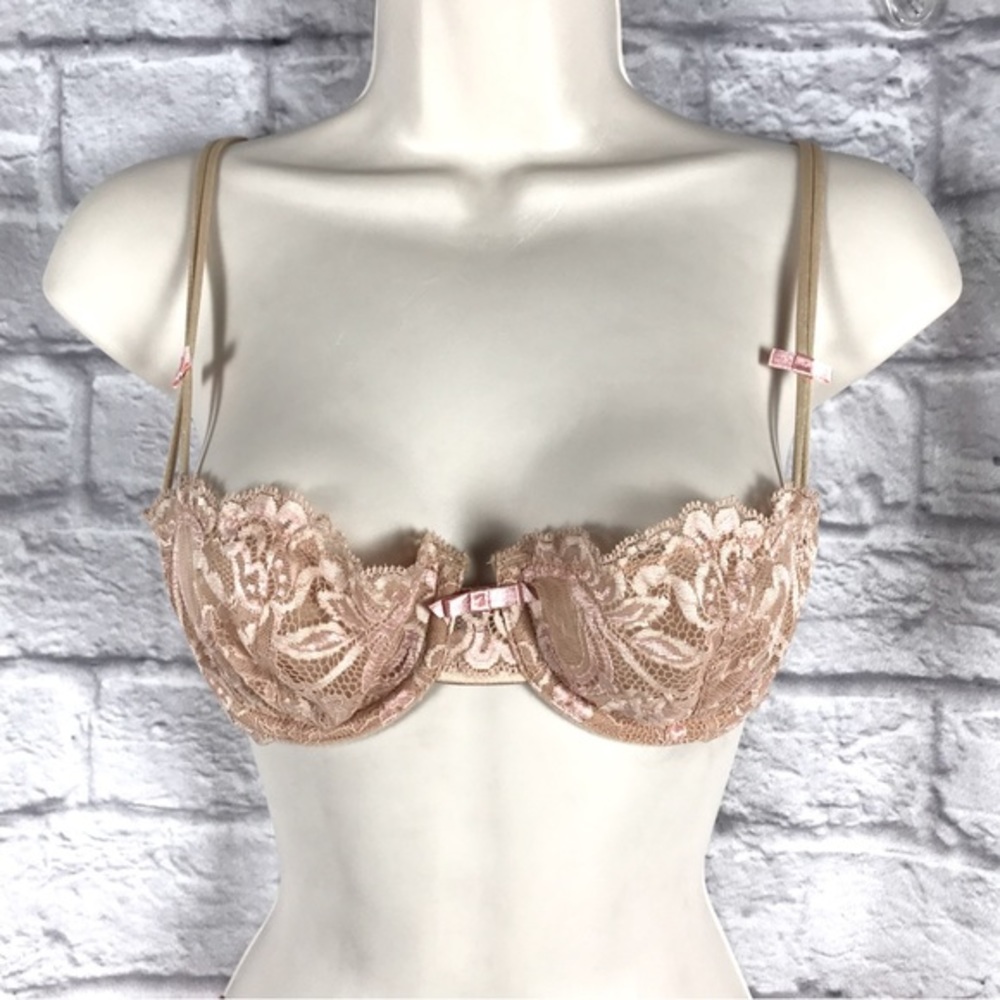 Vintage NWOT Victoria’s‎ Secret Lace Bra Sheer Chantilly Lace Retro Glamour 34B - Picture 2 of 9